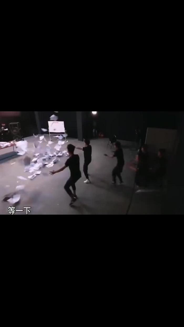 韦德体育-包含惊天逆袭！全队以不屈不挠的精神逆转战局的词条